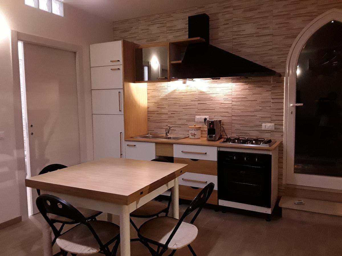 Villa Sul Porto 산비토로카포 외부 사진